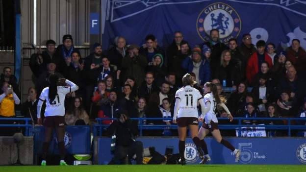 Chelsea 0-1 Man City: Visitors claim huge win to move level on points at top of WSL