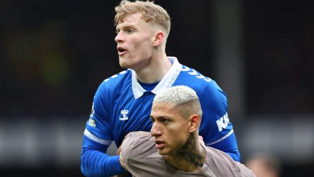 Everton 2-2 Tottenham: Jarrad Branthwaite equalises late after Richarlison scores twice