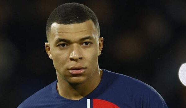 Kylian Mbappe tells Paris St-Germain he intends to leave the club at end of season