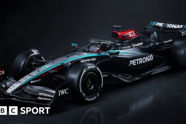 Mercedes: W15 had a ‘complete relaunch’ says Toto Wolff