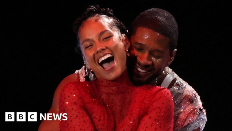 Usher shines as Taylor Swift makes it to Super Bowl half-time show
